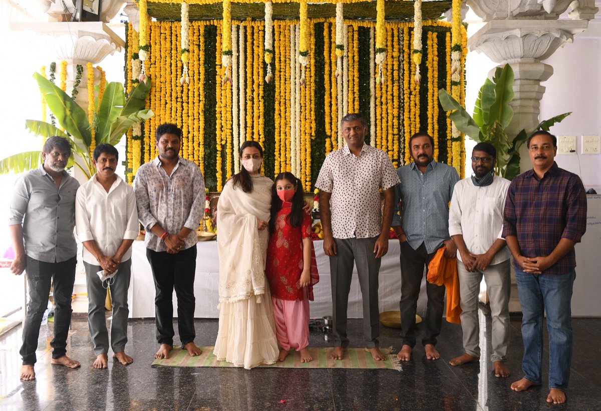 MythriOfficial's tweet photo. #SarkaruVaariPaata 

Written &amp; Directed by Parasuram Petla
Music Director - Thaman S
DOP -  R.Madhie
Editing - Marthand K. Venkatesh
Fight Master - Ram Lakshman
Art Director - A S Prakash

Filming begins from 1st Week of Jan 2021 😊 https://t.co/YFvotuQlWC