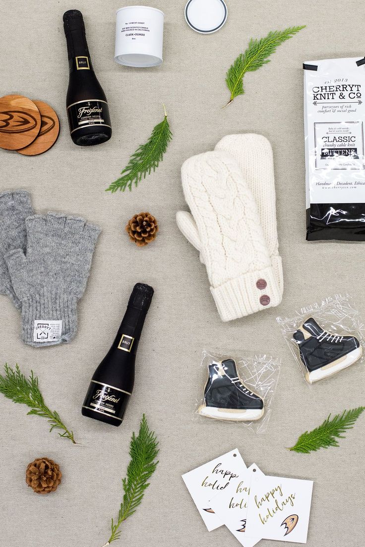 DetectiveGifts's tweet photo. Best #CorporateGifts Ideas : Hockey inspired Corporate Event Welcome Gift boxes, curated by Marigold &amp; Grey. ... _ 

https://t.co/g7ikGLIcsN https://t.co/08fvQYBtWk
