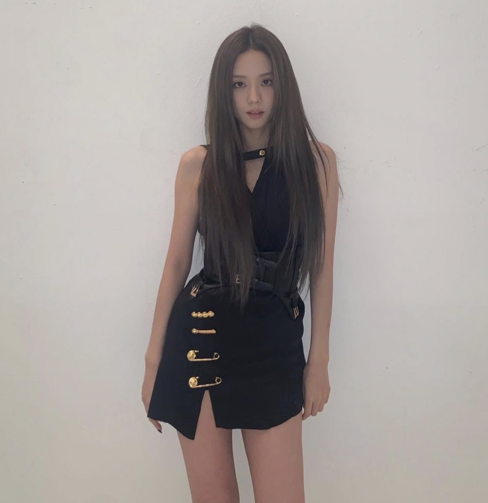 jisoo pics (@jisoosjpg) on Twitter photo 