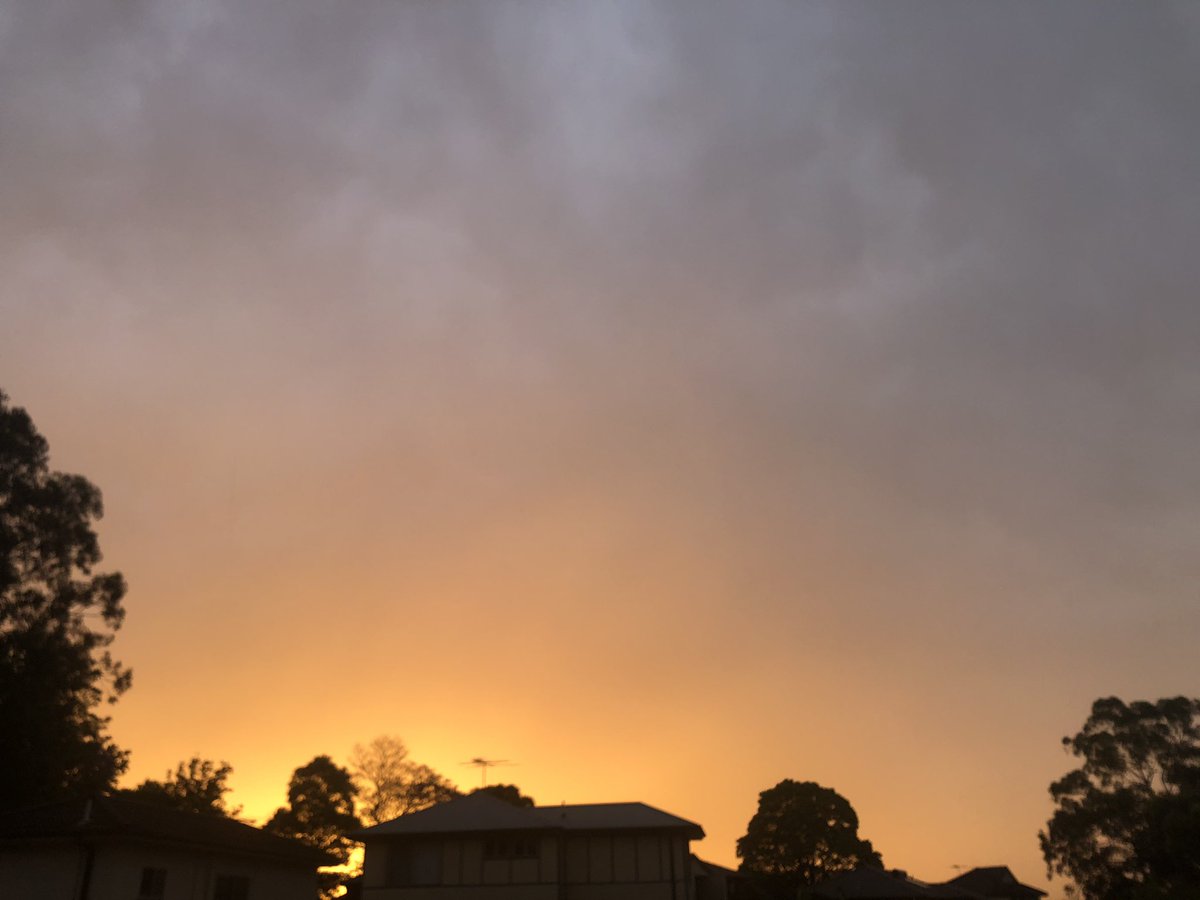 Crimsonia2's tweet photo. @BTSdayversaries #SUGAsunset10120 Today suga first vlive after operation ;-;!!! https://t.co/sITzJf09mp