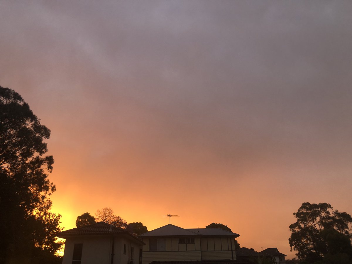 Crimsonia2's tweet photo. @BTSdayversaries #SUGAsunset10120 Today suga first vlive after operation ;-;!!! https://t.co/sITzJf09mp