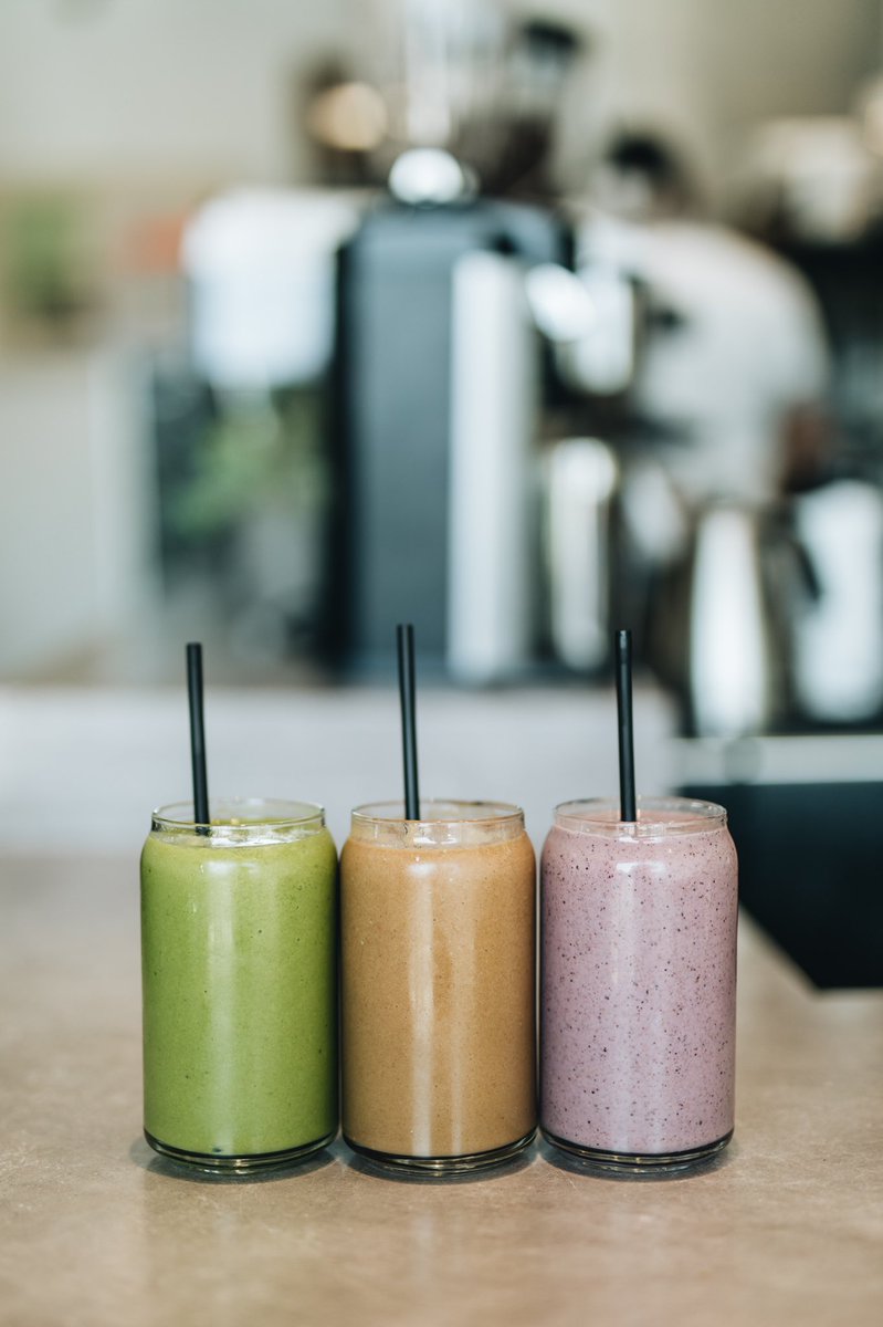 loveimmunence's tweet photo. Smoothies are made by blending fruit, vegetables, yogurt, and other ingredients to make a thick, creamy beverage. They can be a great way to incorporate more healthy foods into your diet in one hit! What is your favourite smoothie combination?😋#SaturdayMorning #HealthCareTips https://t.co/DzVGvb6tJu