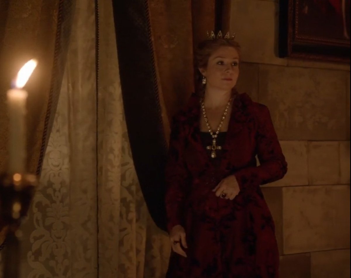We did not dwell enough on the beauty of this woman.😍😍💘 Megan Follows 👑❤ #meganfollows #catherinedemedici #reign