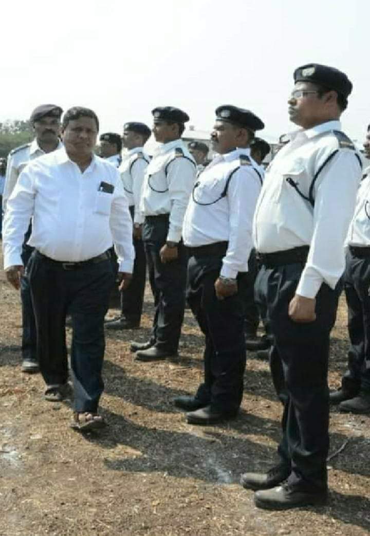 #फुले, #शाहू, #अम्बेडकर के आन्दोलन को जिवंत रखने के लिए अपना पूरा जीवन #समर्पित करने वाले #मूलनिवासी_बहुजन_समाज के #महानायक हम सभी के मार्गदर्शक #मा_वामन_मेश्राम_साहब जी को जन्मदिन के अवसर पर हार्दिक शुभकामनाएं...!
                           💐💐💐