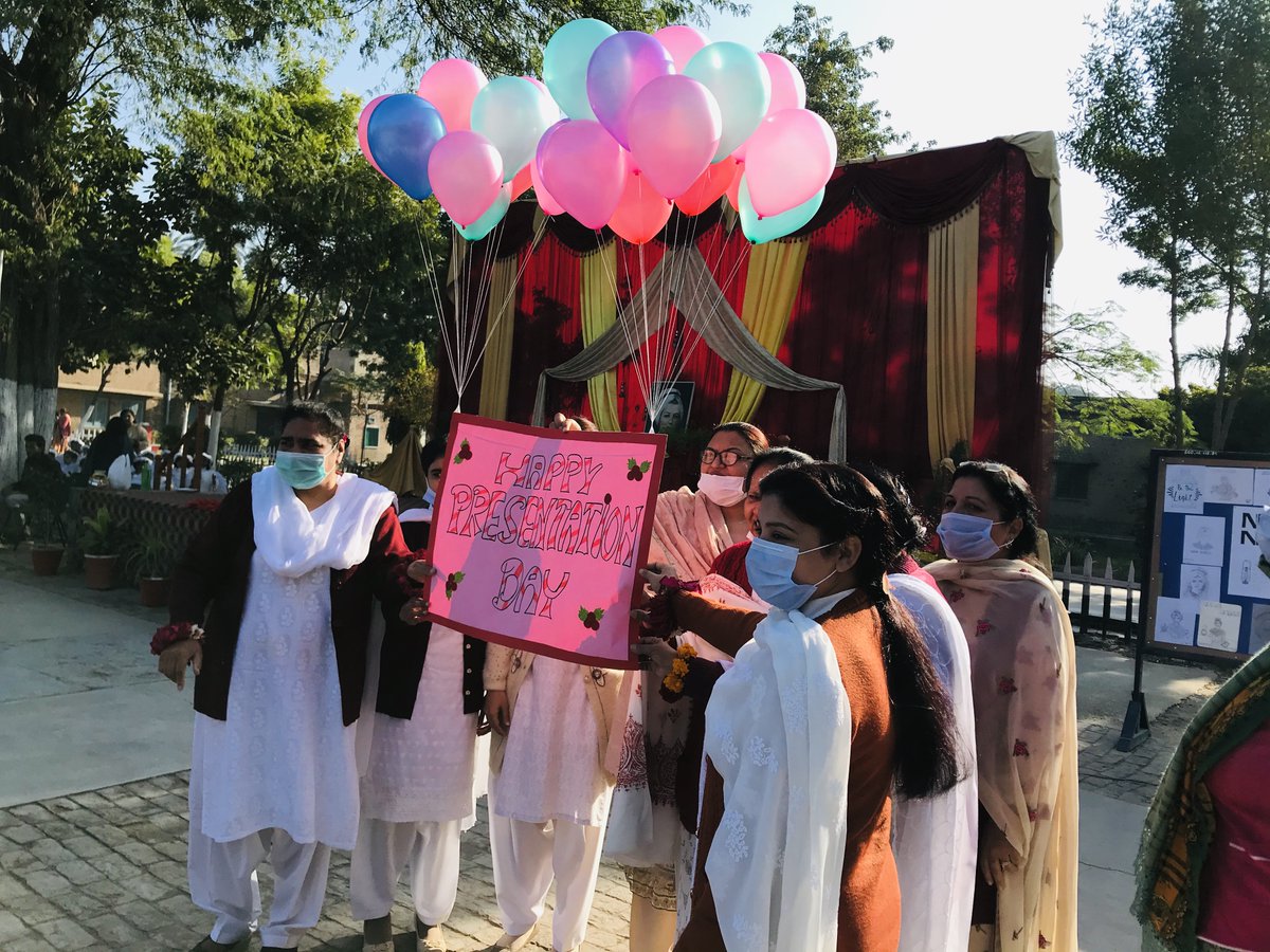 SanawarBalam's tweet photo. #HappyPresentationDay #PresentationConventHighSchool
#PresentationConventSisters #SanawarBalam #Celebration https://t.co/XFiA9AwV3B