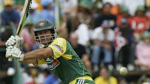 I rushed back home to see Ponting score 164 runs of mere 105 balls at a SR of 156. As an Indian if you thought Ponting needed some spring in his bat to score those 140 runs off 121 balls at a SR of 115 then he must have needed a whole new mechanical bat that could have..