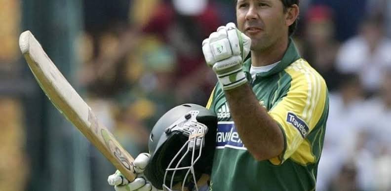 I rushed back home to see Ponting score 164 runs of mere 105 balls at a SR of 156. As an Indian if you thought Ponting needed some spring in his bat to score those 140 runs off 121 balls at a SR of 115 then he must have needed a whole new mechanical bat that could have..