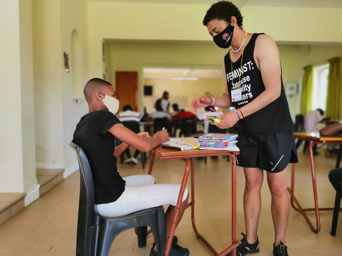 TheJusticeDesk's tweet image. Our #Ntsika boys are using this activity to #reflect &amp;amp; work on #expressing themselves!

#TheJusticeDesk #empower #writing #poetry #identity #powerful