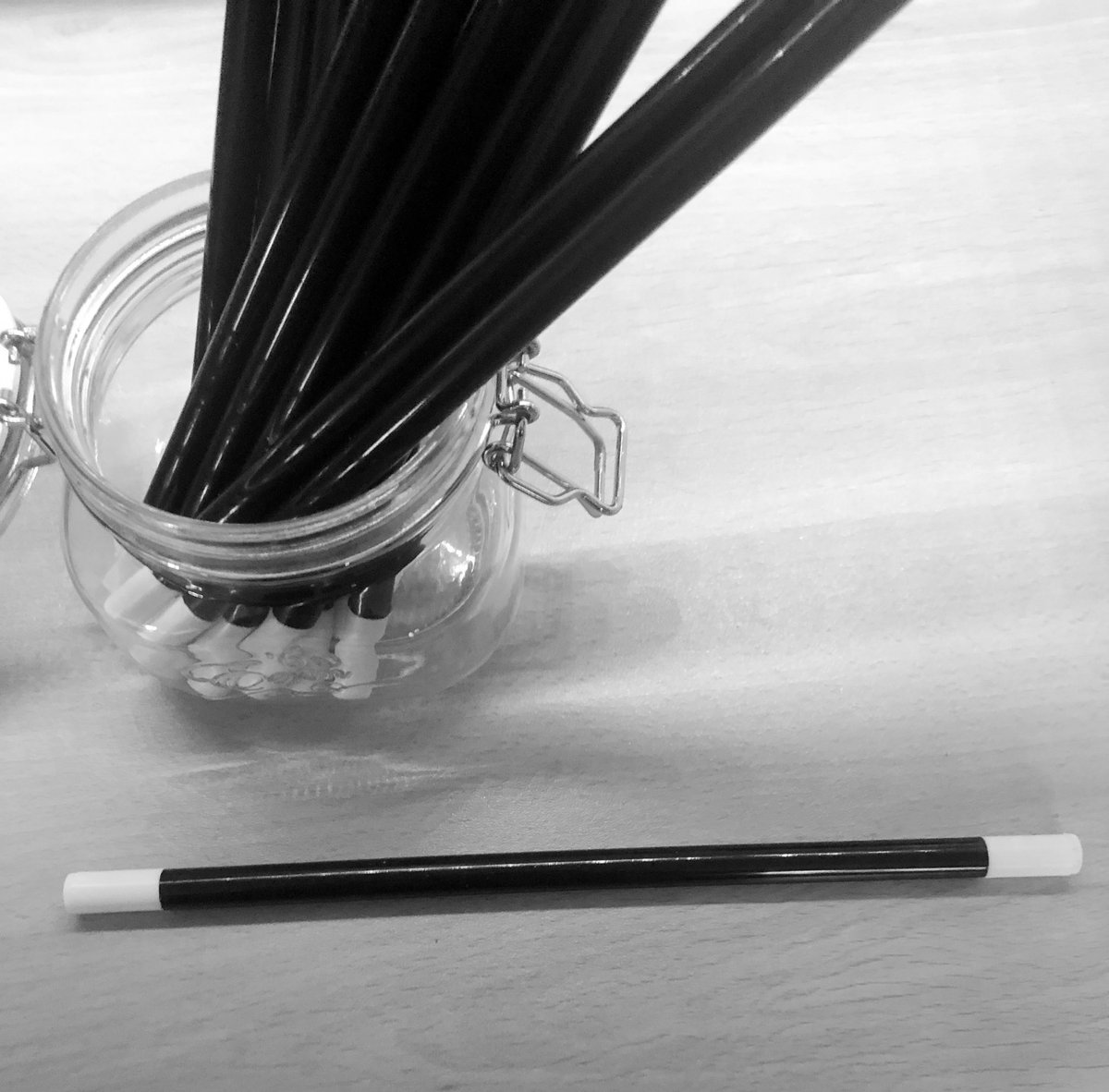 sphoenix78's tweet photo. I have had a special delivery of magic wands in preparation for my workshop on toxicity and negative self-talk...it’s all about the magic! #positivity #mindset #selfbelief #protection #switchitup #Ican #AvoidToxicity https://t.co/5gB3xWFQ0s