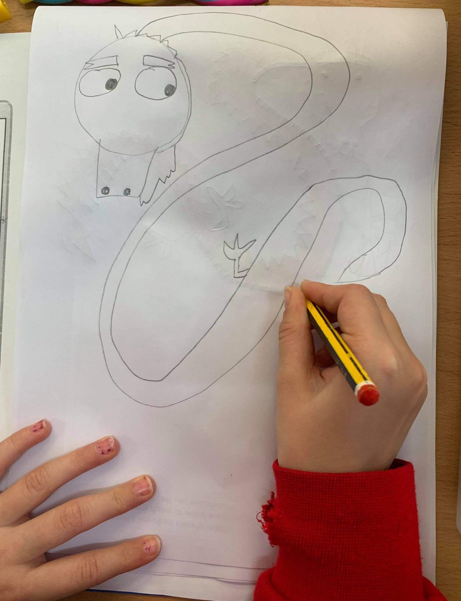 newcloseschool's tweet photo. 🦊  In Fox class we have been exploring the theme of dragons in Chinese art. Today the children created some Chinese dragon artwork of their own. https://t.co/66Uv1qROTp