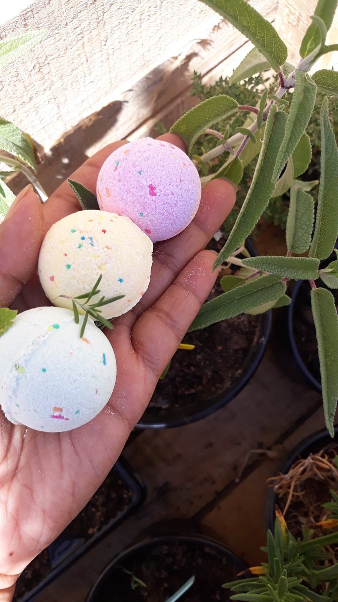 Included in my  #PotItLikeItsHot herb garden boxes: 5x herbs 5x plant markers 5x jiffy potsPotting soilFertilizerA sweet treat2x organic bath bombs The full kit, including the planter box = R195Delivery fee Cape Town: R70Email orders to: garden4blessings@gmail.com