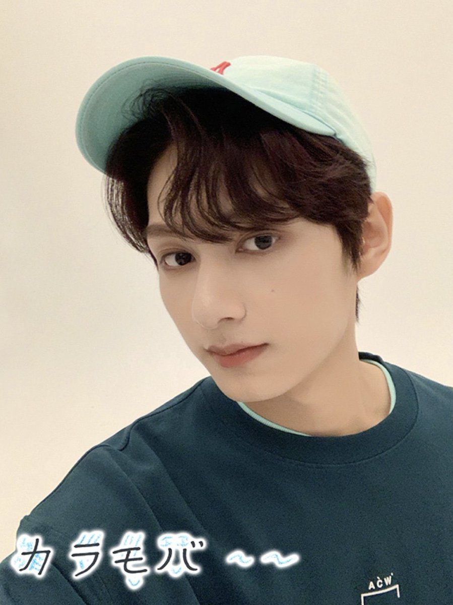 bluevandgrey's tweet photo. 🐱🐱💙💙💙💙💙💙💙💙 https://t.co/CJzchWFCyC