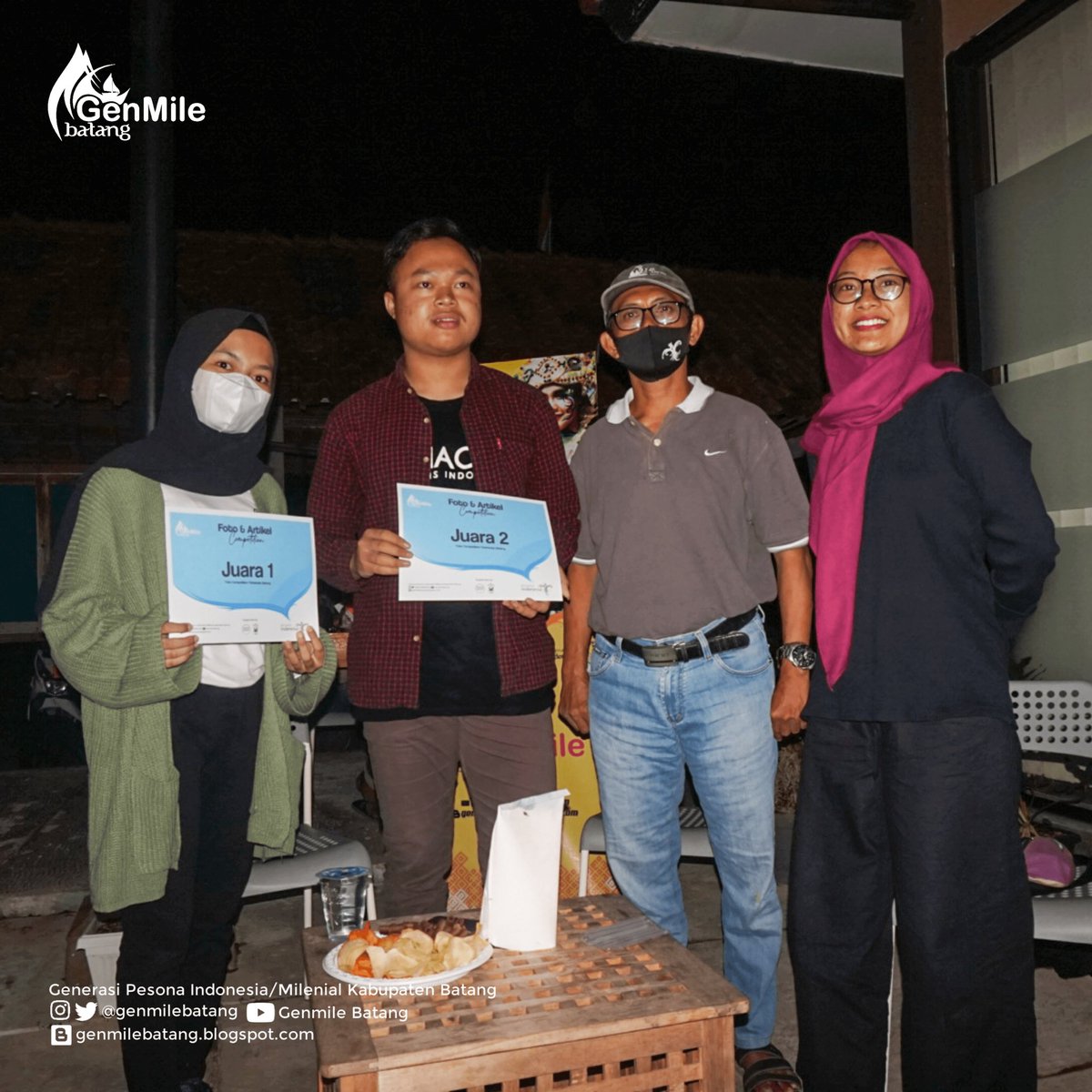 GenpiBatang's tweet photo. Acara Gawai di akhiri dengan Penyerahan Hadiah kepada pemenang Foto &amp; Artikel Competition Pariwisata Batang yang juga diadakan oleh Genmile Batang.

Sampai jumpa di Gawai selanjutnya!

#gawai #genpibatang #genmilebatang #batang #instabatang #infobatang #visitbatangyear2022 https://t.co/lT3zQ86a6H