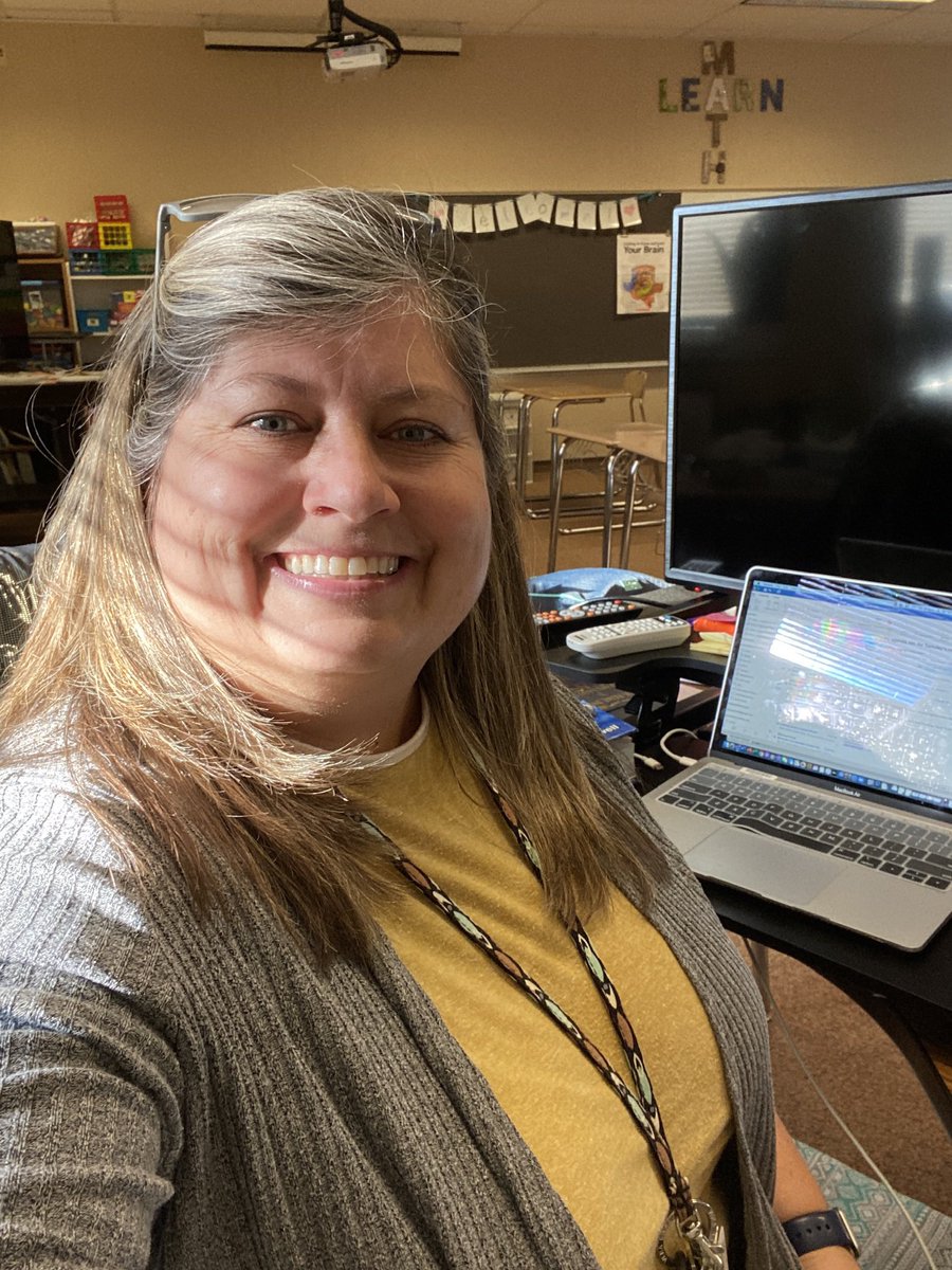 RuthEverett's tweet photo. Posted all week in IG &amp; FB. No room for Fri. pic. 
@NEAToday 
@ISTAmembers 
@hseateachershse 
#hseaspirit 
#educationweek2020 https://t.co/yBceoDkeEN