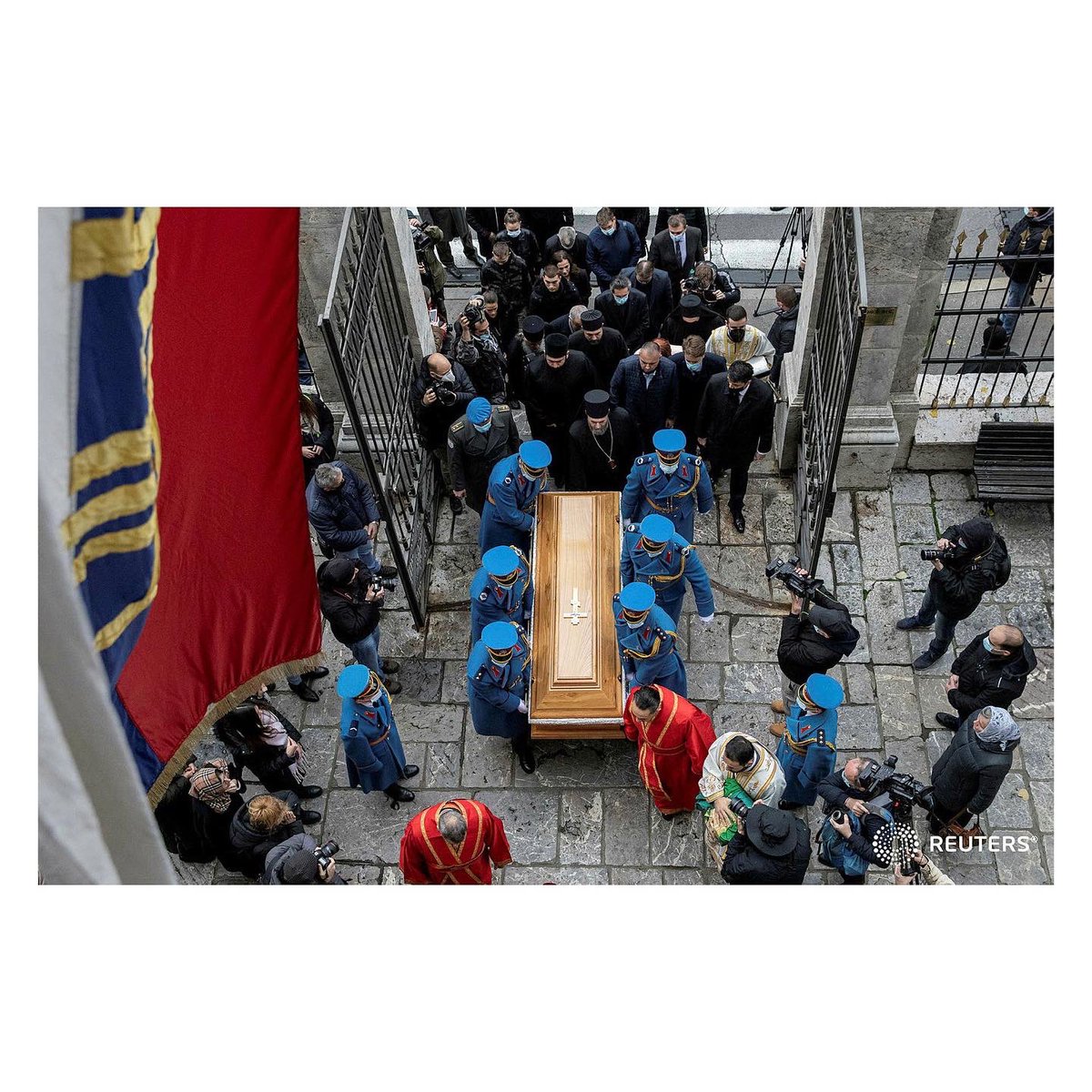 markodjurica's tweet photo. Mourners pay respects around the casket of Serbia's late Patriarch Irinej, who died after contracting COVID-19, during funeral rites at Belgrade's Archangel Michael cathedral church, in Belgrade, Serbia, November 21, 2020. @reuterspictures #religion #othodox https://t.co/dNK5aKizFG