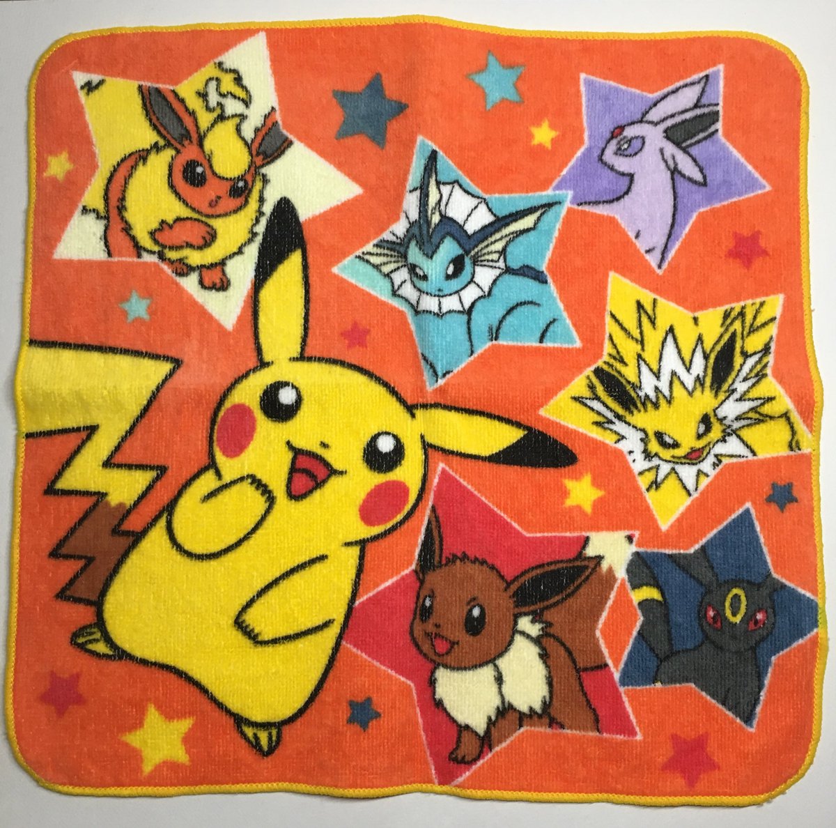 シャワーズだいすきクラブ シャワーズグッズ紹介 カテゴリ タオル ハンカチ ポケモンセンターオリジナル タオルハンカチ 正式名称は調査中 登場日 05年 レア度 7 入手難易度 難しい ブランド ポケモンセンター 入手場所 フリマサイト 所持数 1 シャワーズだいすきクラブ シャワーズグッズ紹介 カテゴリ タオル ハンカチ ポケモンセンターオリジナル タオルハンカチ 正式名称は調査中 登場日 05年 レア度 7 入手難易度 難しい ブランド ポケモンセンター 入手場所 フリマサイト 所持数 1