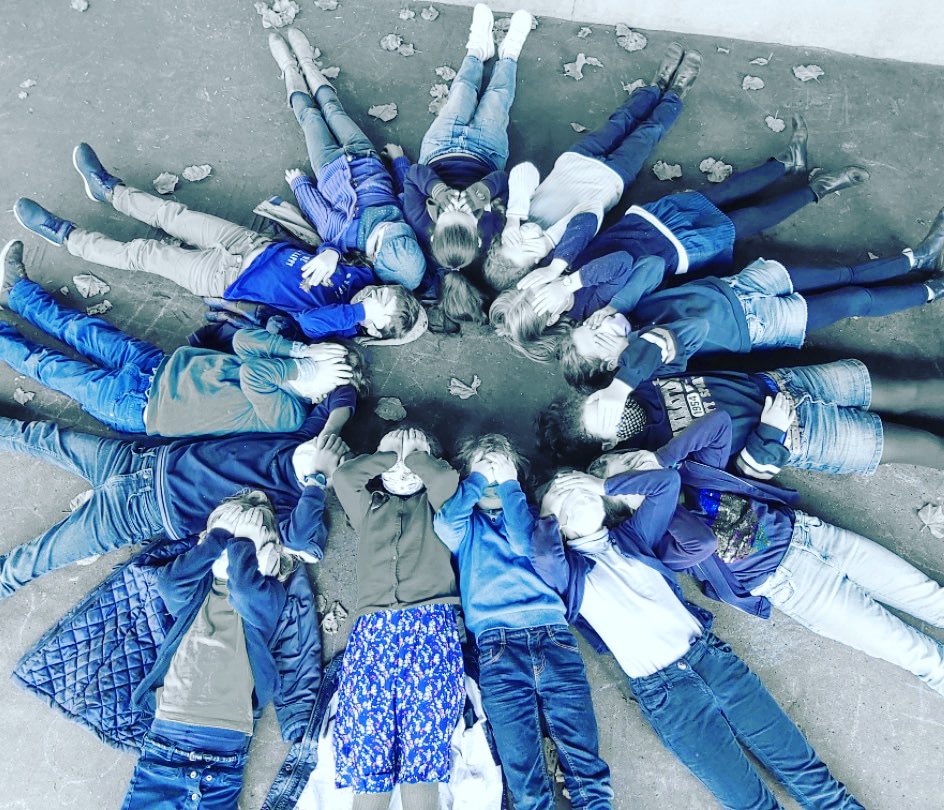 Fleautey's tweet photo. Dans les écoles et dans les crèches #Rouen a relevé le #GoBlueChallenge et prépare le renouvellement de sa candidature au label #villeamiedesenfants https://t.co/c67AZ6Id4H