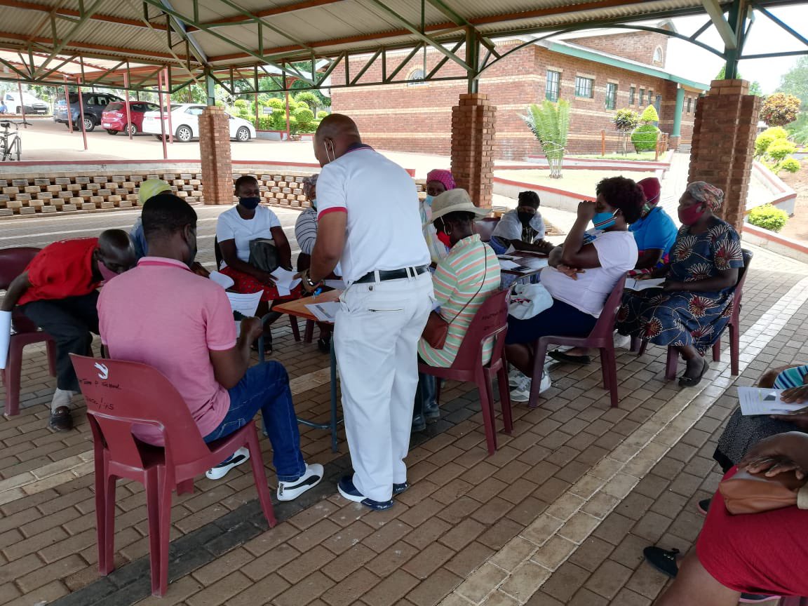ic4led's tweet photo. As it happens, Nodal Engagements of our project (IC4LED_VHEMBE) at Tshaulu @Univenofficial @dsigovza #ic4led_vhembe #ic4led https://t.co/SVbm7PYkoZ