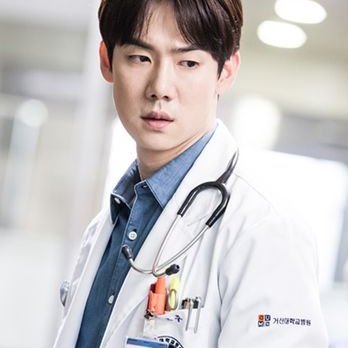 as Kang Dong-joo (Romantic Doctor Teacher Kim, 2016-2017)  #17YearsWithYoo #17년전에_데뷔해줘서_고마워_유연석 #YooYeonSeok  #유연석