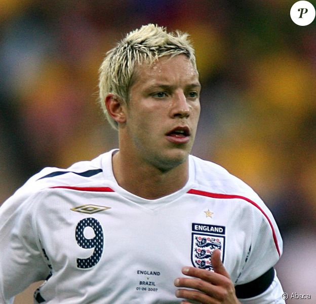 Happy Birthday to Arsenal and England legend Alan Smith. Enjoy your day mate 