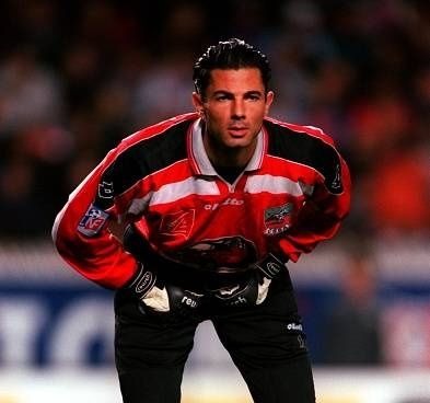 footmultiple's tweet photo. #22 - @_CSSA - @NicoSACHY. 

⏬ Mon meilleur souvenir ? ⏬

"Mon meilleur souvenir avec le CSSA est notre victoire 4-3 contre Le Mans en demi-finale de Coupe de France 1999 au Stade Émile Albeau.
Puis, notre montée en Ligue 1 bien sûr, après 35 ans d'attente pour les ardennais". https://t.co/SopSOifXMD
