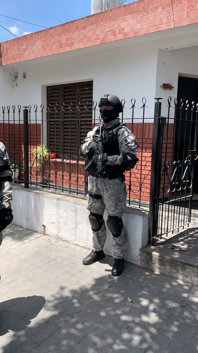 FPAcba's tweet photo. Tras denuncias anónimas, FPA realizó allanamientos en #Arroyito y #ElFuertecito. Dos detenidos
https://t.co/GIHBAaKebG vía @MPFCordoba https://t.co/bC8EiWi0ul