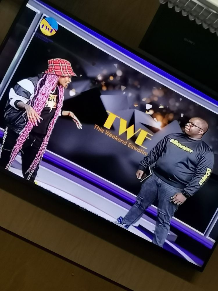 FifiCooperFans's tweet photo. THANK YOU @eswatini_tv 🙏🤪 I had so much fun and thank you for the love and support ❤️❤️.. #Netso to the world 🌍..

Video out on YouTube ‼️‼️https://t.co/62hT997AOQ

#NetSoAfricaTour 🔥🔥🔥 #MoCooper 🇿🇦
#continentaltakeover #albumloading2021 https://t.co/6aQvZgGPct