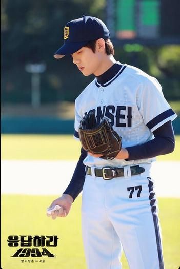 as uri beloved baseball pitcher Chilbong (Reply 1994, 2013) #17YearsWithYoo #17년전에_데뷔해줘서_고마워_유연석 #YooYeonSeok  #유연석