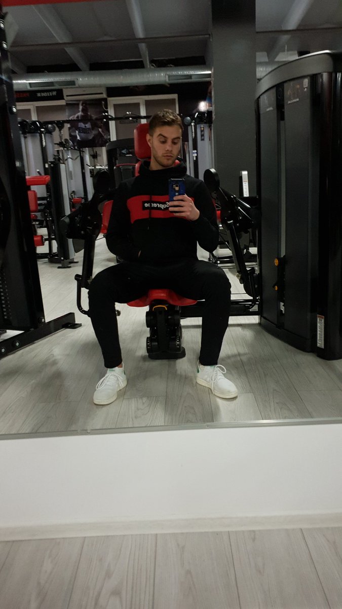RoviWorld's tweet photo. Work🏋‍♀️🏋‍♂️
Take your dreams seriously‼️ https://t.co/KWO8Ul4mow
