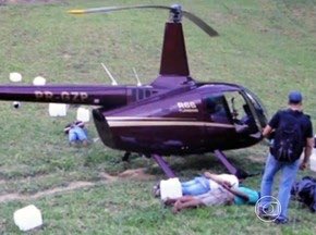 @PedroRuasPsol Da mesma série: O helicóptero é do Zé Parrella/PSDB, O piloto é do Zé Parrella/PSDB, a fazenda é do Zé Parrella/PSDB mas os 450kg apreendidos não é dele! Pq ele é um traficante rico, do PSDB e branco! Viva a República das Bananas! https://t.co/WmBspq7GeF