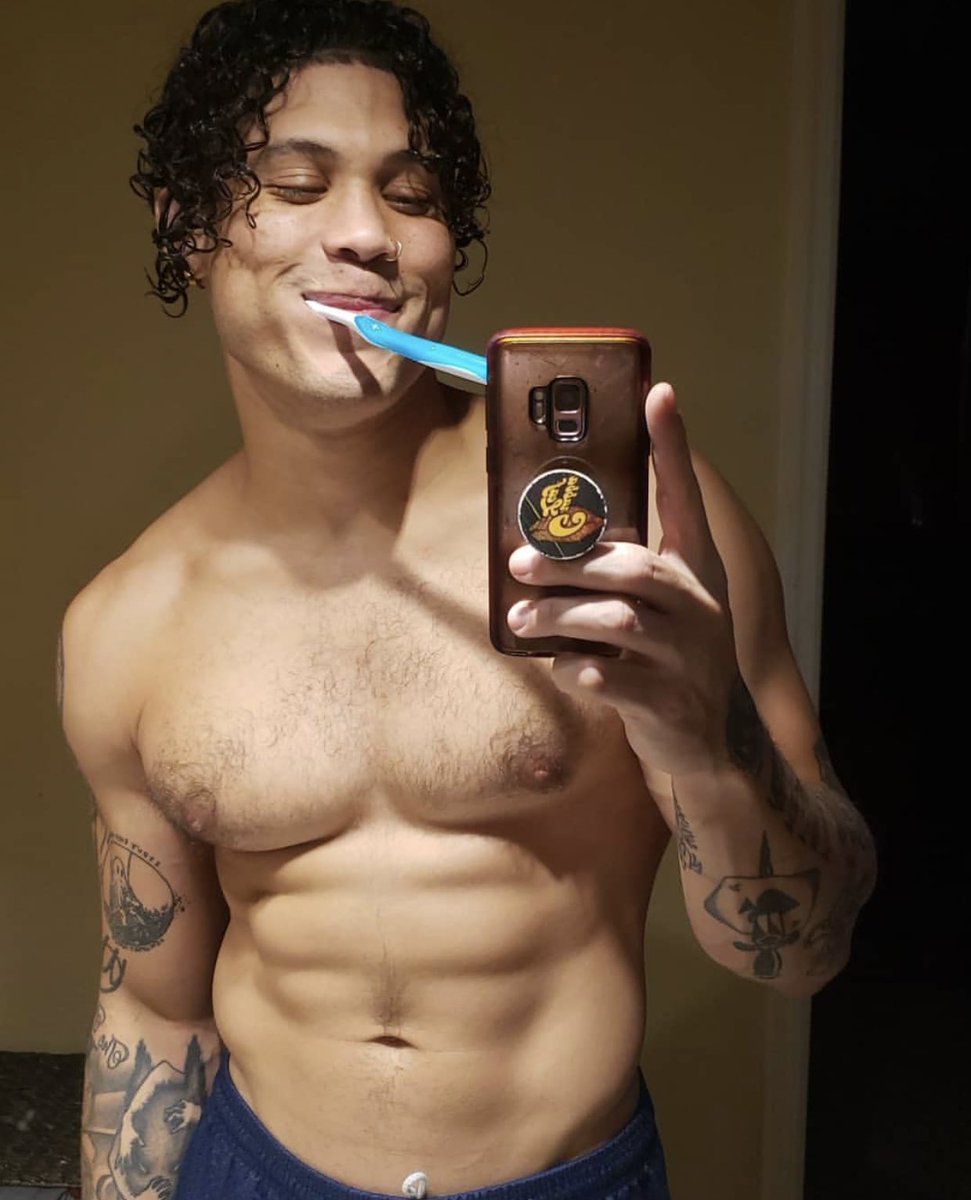 Goodhorning and yes I’m Horny 😘