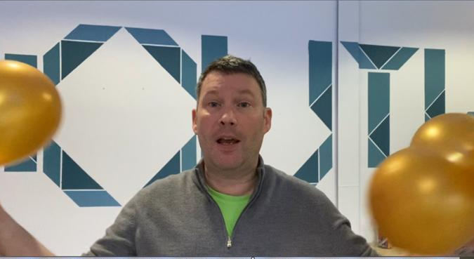 GoChurchMCR's tweet photo. What do you need to let go of to get the #Joy God wants you to experience? #GoYouth don't let religion rob you of the relationship God wants to have with you! Its Mark messing with balloons again this week 😆https://t.co/7Tj0hY2lVJ Filmed on #salfordquays https://t.co/ti4SGwYgcv