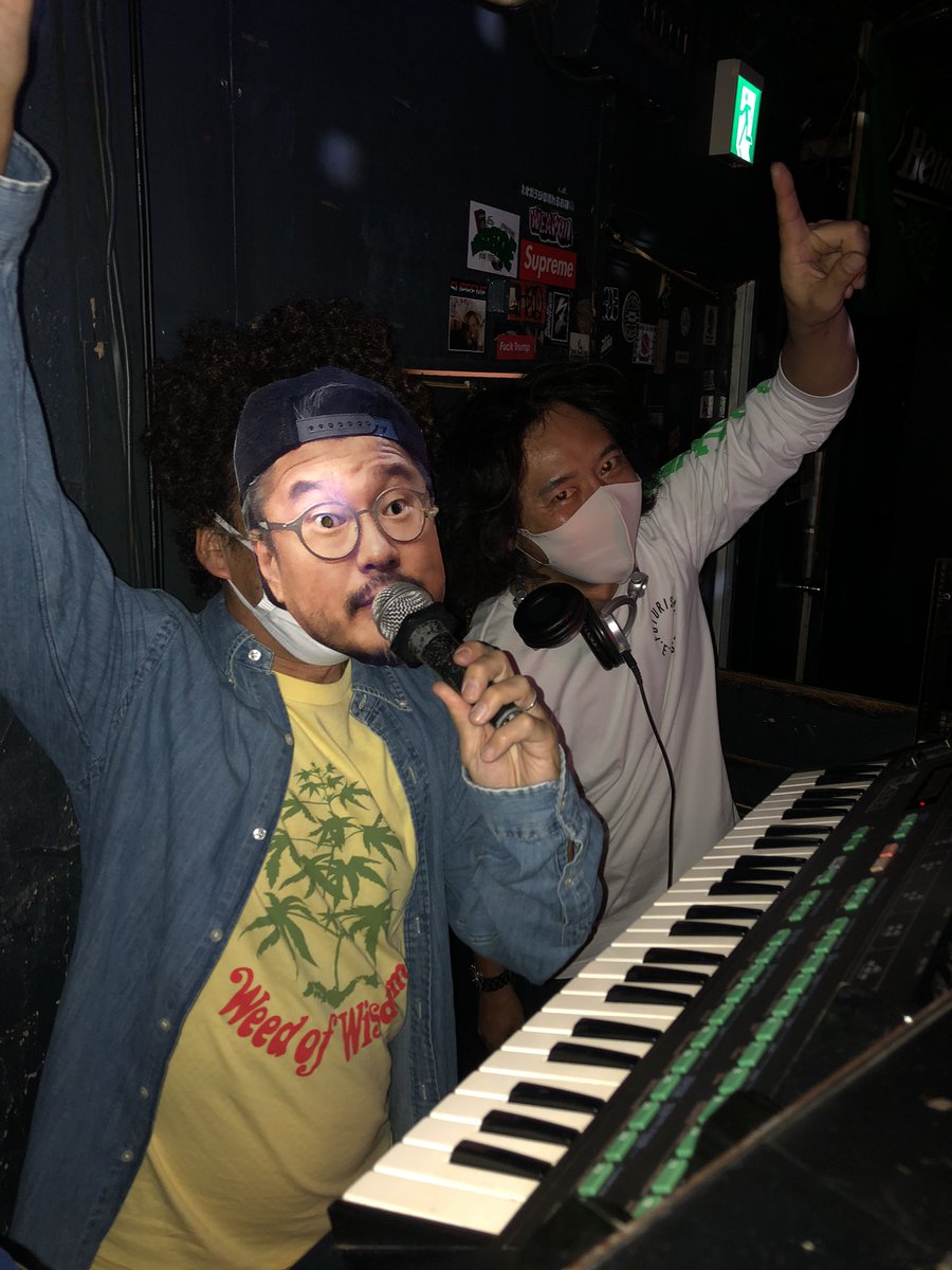 STIFFYBOTHWINGS's tweet photo. 今夜はスパイセンBD BASH沢山のスパイセンでお待ちしてます🎁㊗️
#battyrider https://t.co/FTfjbvLMO1