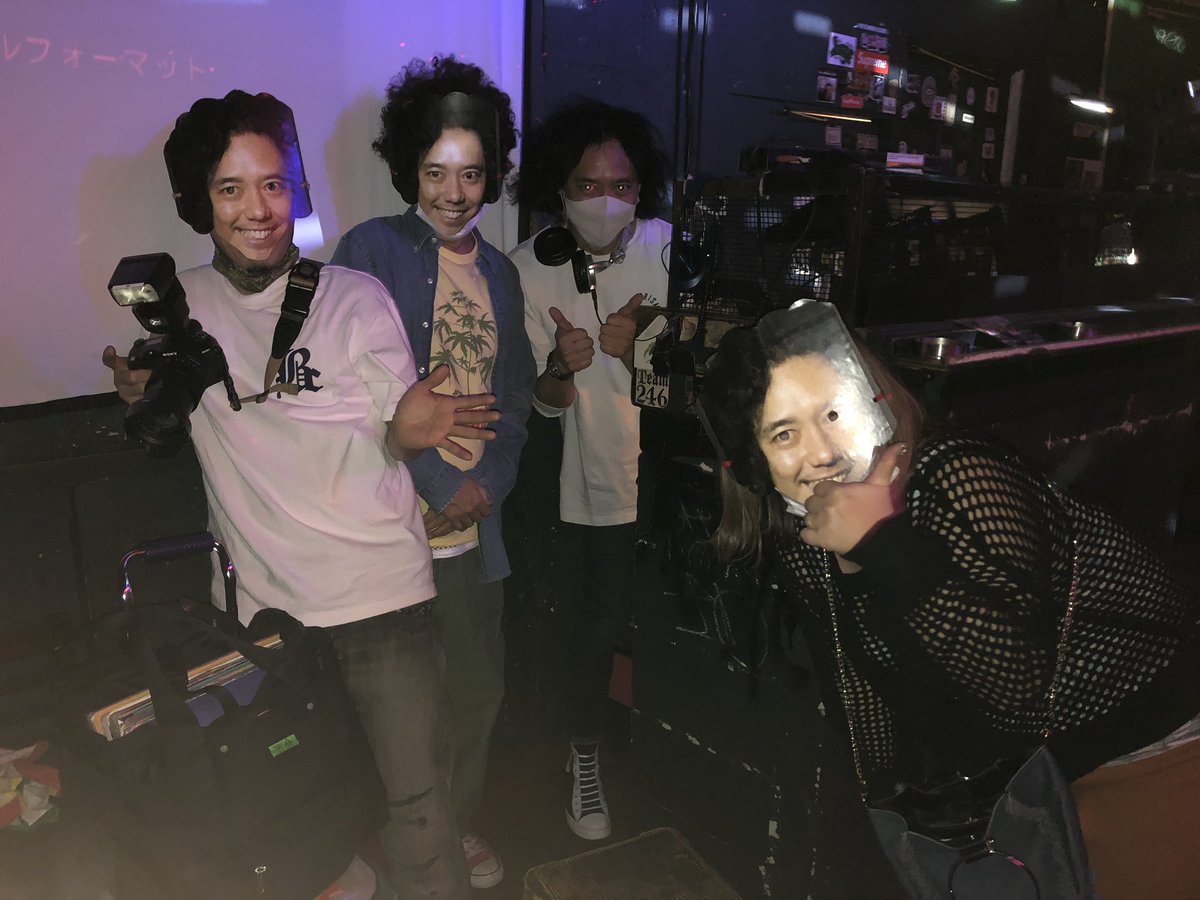 STIFFYBOTHWINGS's tweet photo. 今夜はスパイセンBD BASH沢山のスパイセンでお待ちしてます🎁㊗️
#battyrider https://t.co/FTfjbvLMO1