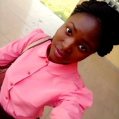 OafemsArk's tweet photo. Rest in perfect peace dear Modupelowa Akinyemi what short with great memories ℅ https://t.co/MmvxEV01eb