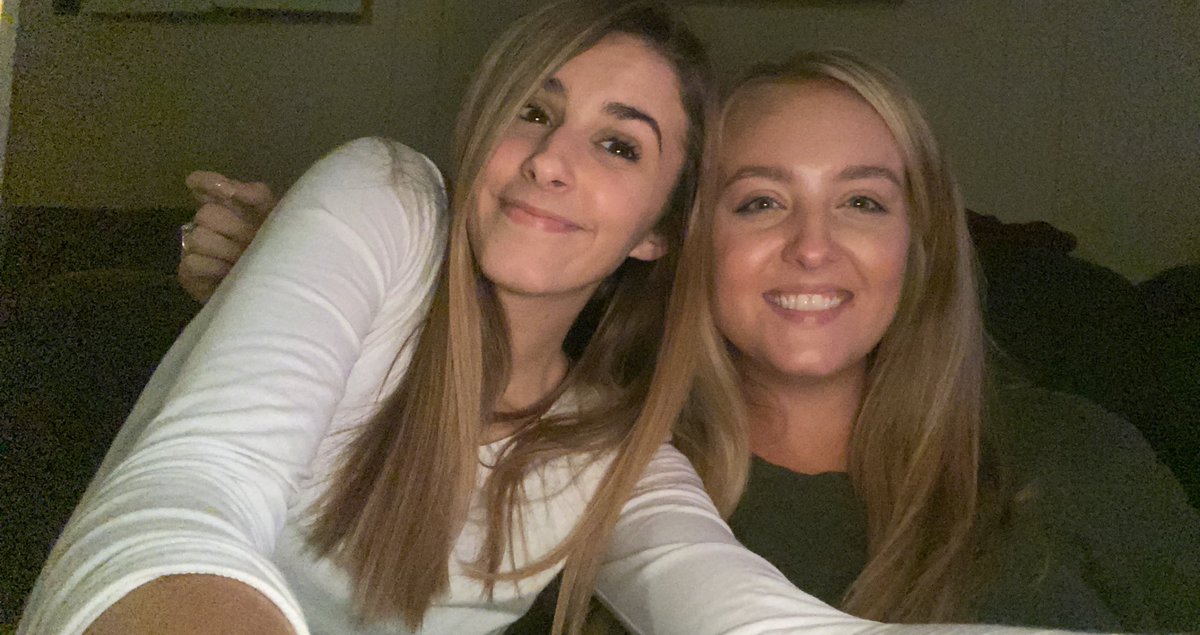 Asppeenn's tweet photo. You know what day it is? It’s this beautiful gals’ 25th birthday 🎉🎁🎊🎈 wishing you the happiest and wonderful birthday yet. Love you! https://t.co/XvtFoN8JqC