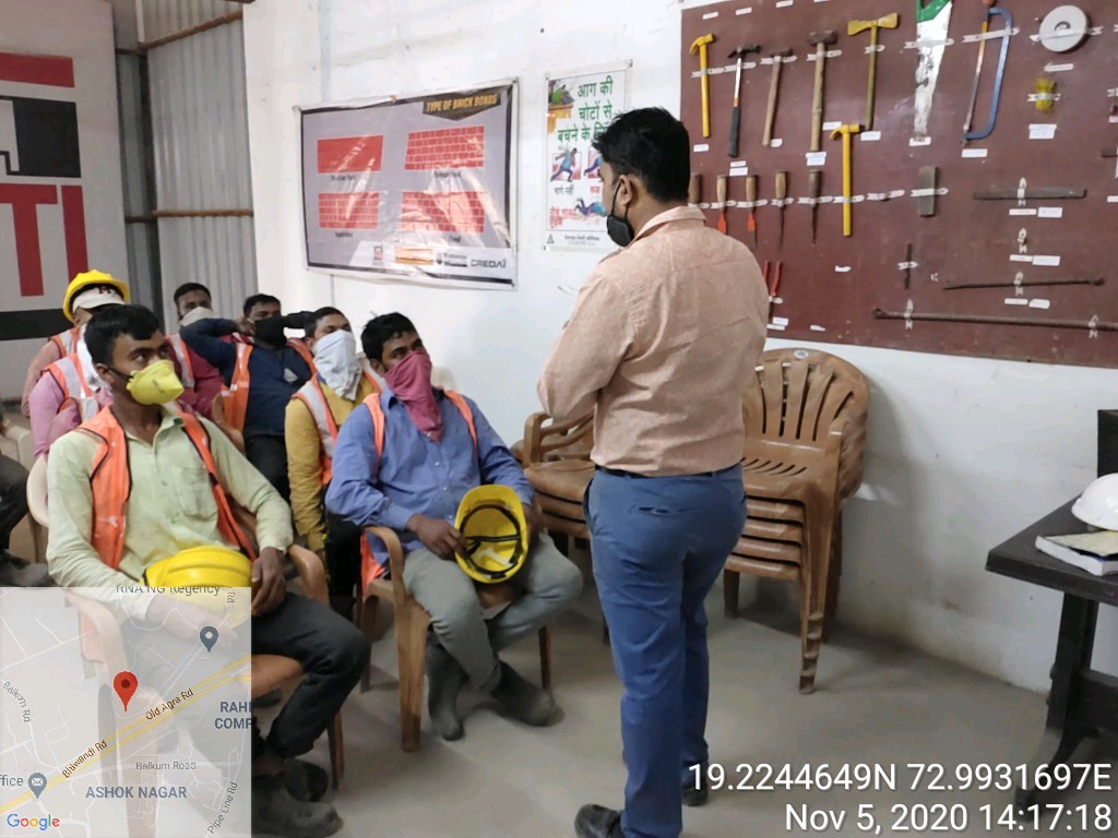 ragcmumbai's tweet photo. Glimpses from skill training conducted for construction workers at Dosti West County, Thane

#RAGC #SkillCluster #CREDAI #CREDAISkills #DOSTI #DOSTIWestCounty #PMKVY #SkillIndia #PNBHousing https://t.co/fCCfTqTJpx