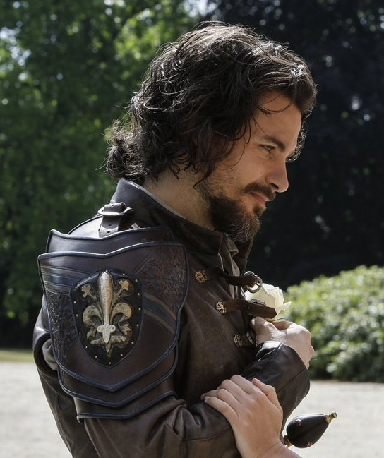 JuttaFreudig's tweet photo. #MusketeersEurope The boys β€οΈ in season 3 #TheMusketeers βοΈπ #Aramis #SantiagoCabrera (ep4) #DArtagnan #LukePasqualino #lucapasqualino (ep8) #Athos #TomBurke (ep10) #Porthos #HowardCharles (ep10) #ThemeSaturday #PerfectProfiles https://t.co/DN7wNI1XVD