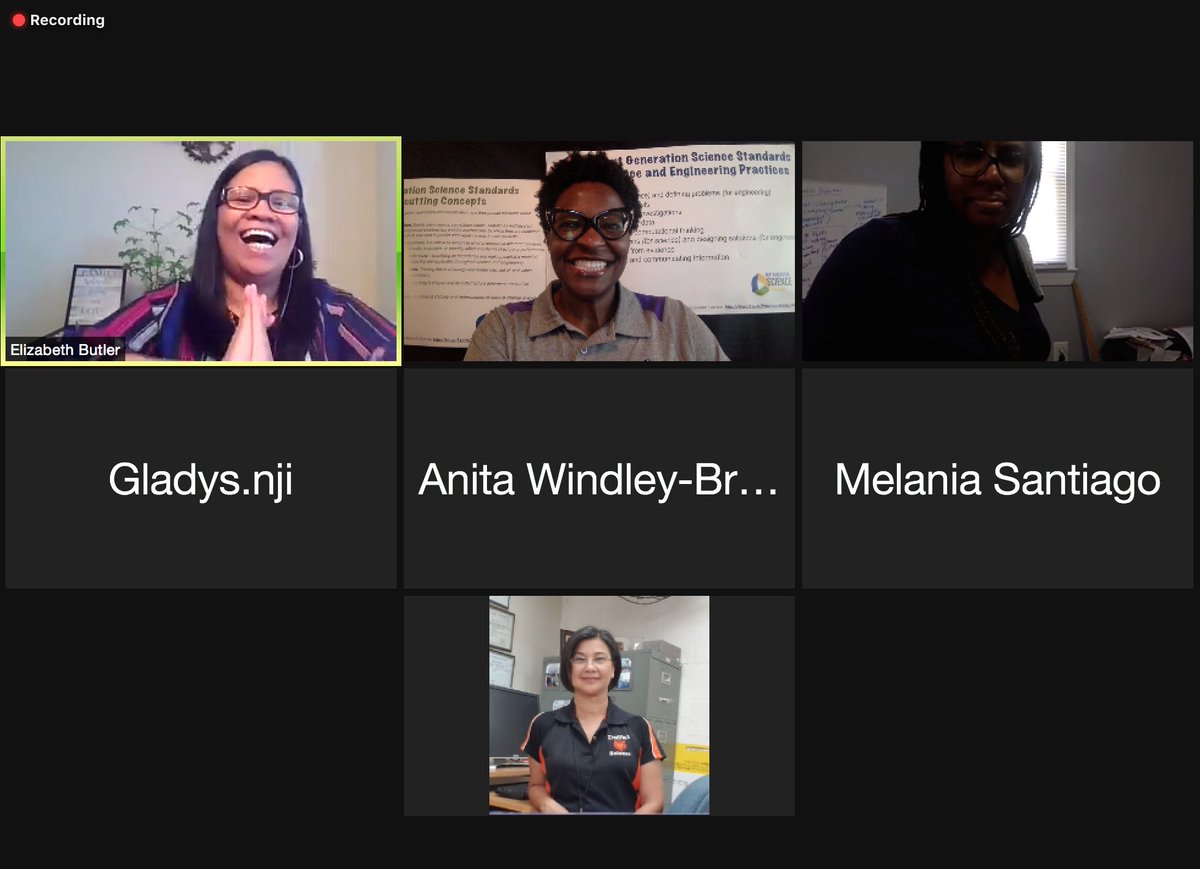 Lorrie Armfield tweet media