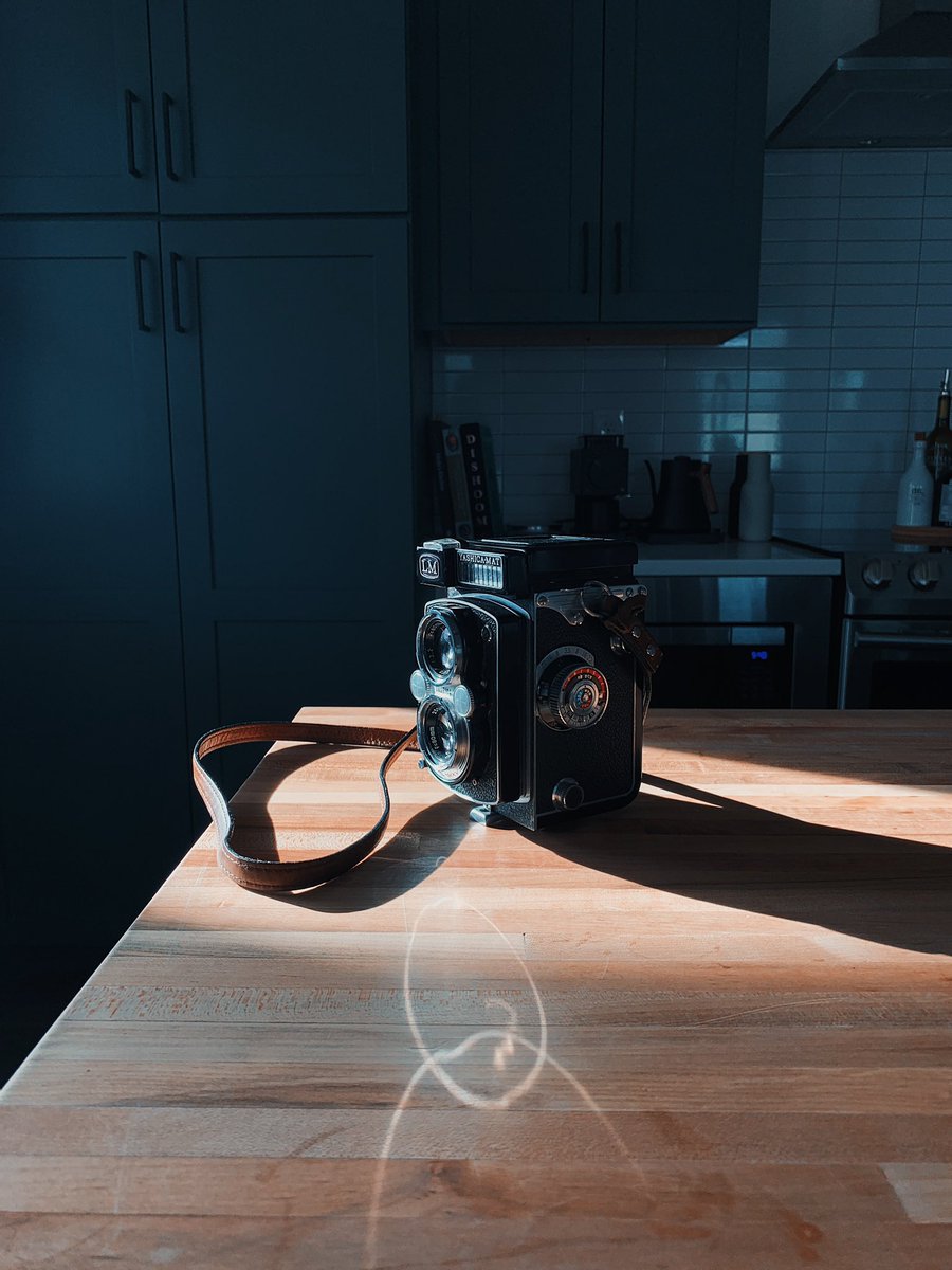 ioegreer's tweet photo. film cameras are so badass https://t.co/DeFkEERcnl