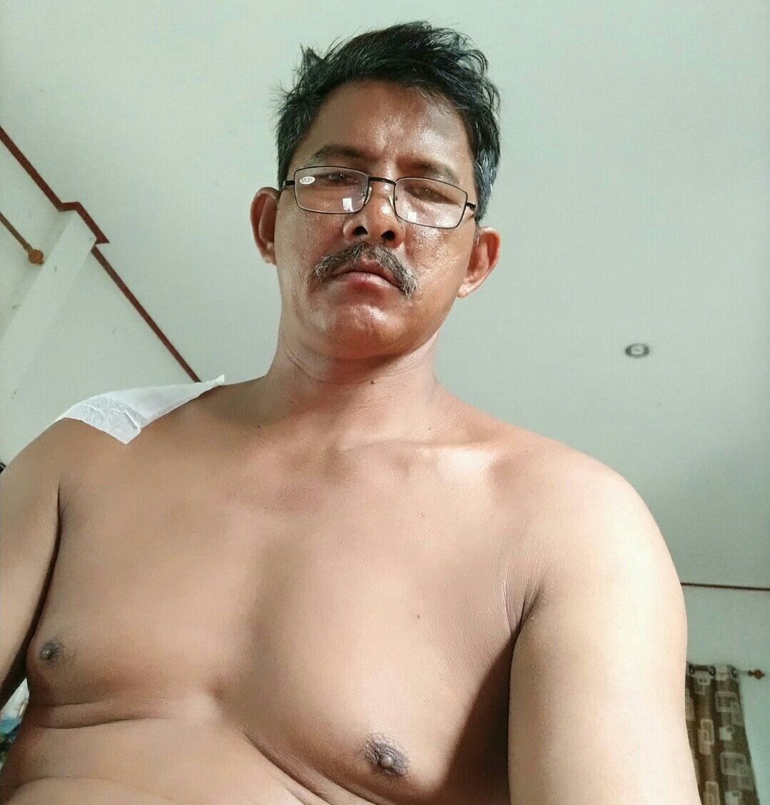 suka om om (@edidoang61)  X