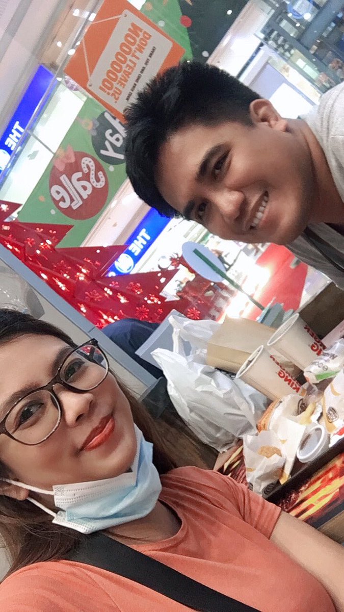 mrskmarcial's tweet photo. Pasaglit 🥰🥰
#BurgerKing
#Mkseries
#MrandMrsM
#Lovilove https://t.co/IWzD3pVNSv