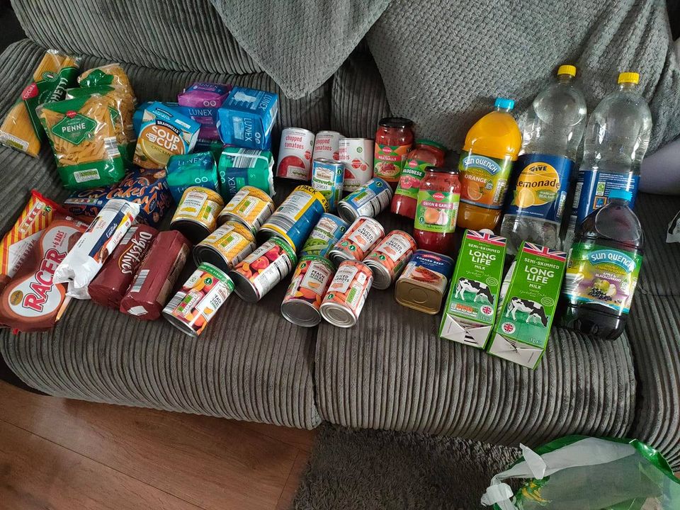 amayers6's tweet photo. another amazing donation for the kids 💝thank you all so much they are so made up that they are going to be helping so many local families this christmas 💛💛💛 xxx https://t.co/p9aRL1GhPy