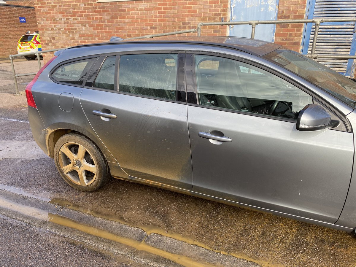 strobe510's tweet image. Cleaning up after checking a local quarry for an elusive ANPR hit earlier today 😊
Don’t slate me 🙄
#hereallweek 
@NorthantsPolice