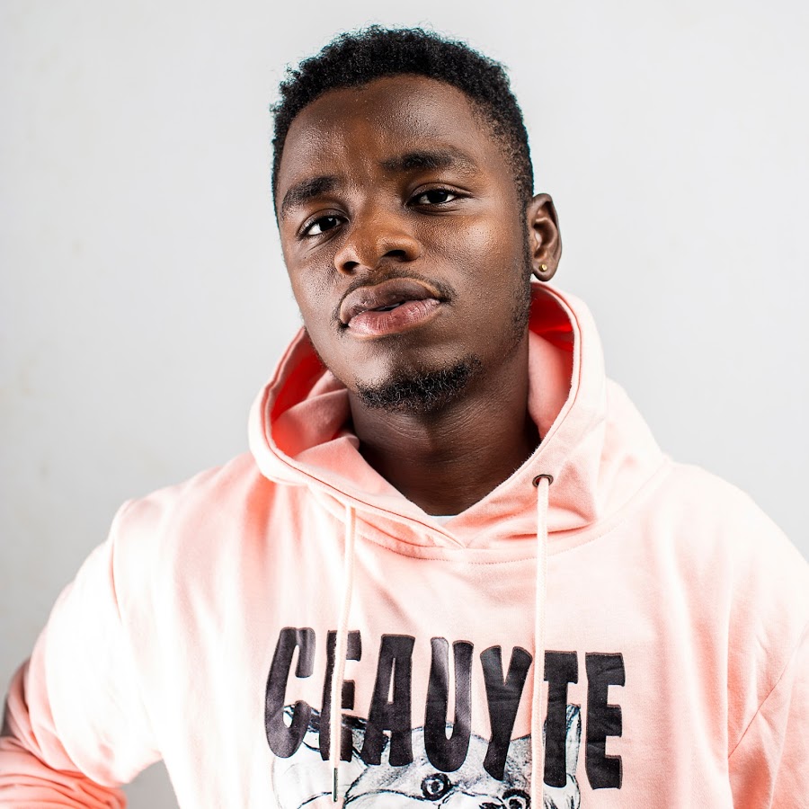 knustfocusfm's tweet photo. #FocusCitiShow #countdown
On Ya 📻
w/@misterjamgh & @therealdjkbow
#Np #FutureHitz #EyeRed by @Clickhuus
#AllNewFocusFM https://t.co/EYo5alJh77