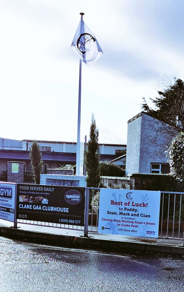 ClaneGAA's tweet image. 1 day to go! Best of luck to Paddy, Sean, Mark, Cian and all the @KildareGAA Senior Hurling Team and management in tomorrows #ChristyRing Final.
The match is being streamed live on @SportTG4 🏆
📆22/11 |15:55
Down 🆚 Kildare
CLICK ON &amp;gt;&amp;gt;&amp;gt;&amp;gt;&amp;gt;
youtu.be/5D_A9RTq9oQ