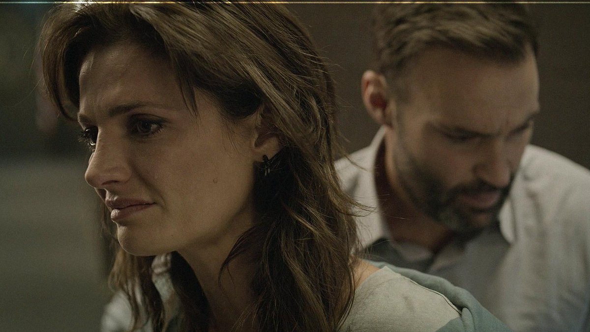 ArmellePrevot's tweet photo. Moment #Absentia S3 #EmilyByrne #CalIsaac #Stanakatic #MattLeNevez https://t.co/sWEjBwBoi7