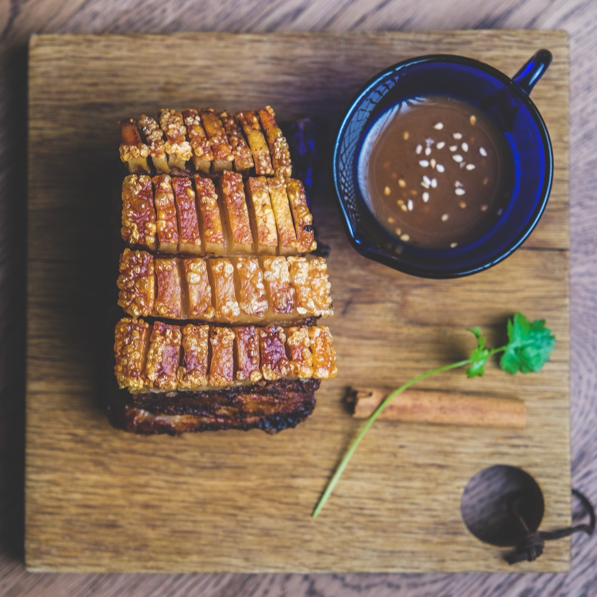 worldofthaifood's tweet photo. Thank you Chris P. Bacon for making the ultimate sacrifice. You incarnated into a divine Moo Grob #thaifood #moogrob #crispypork #porkbelly https://t.co/PTHWXpX9vb