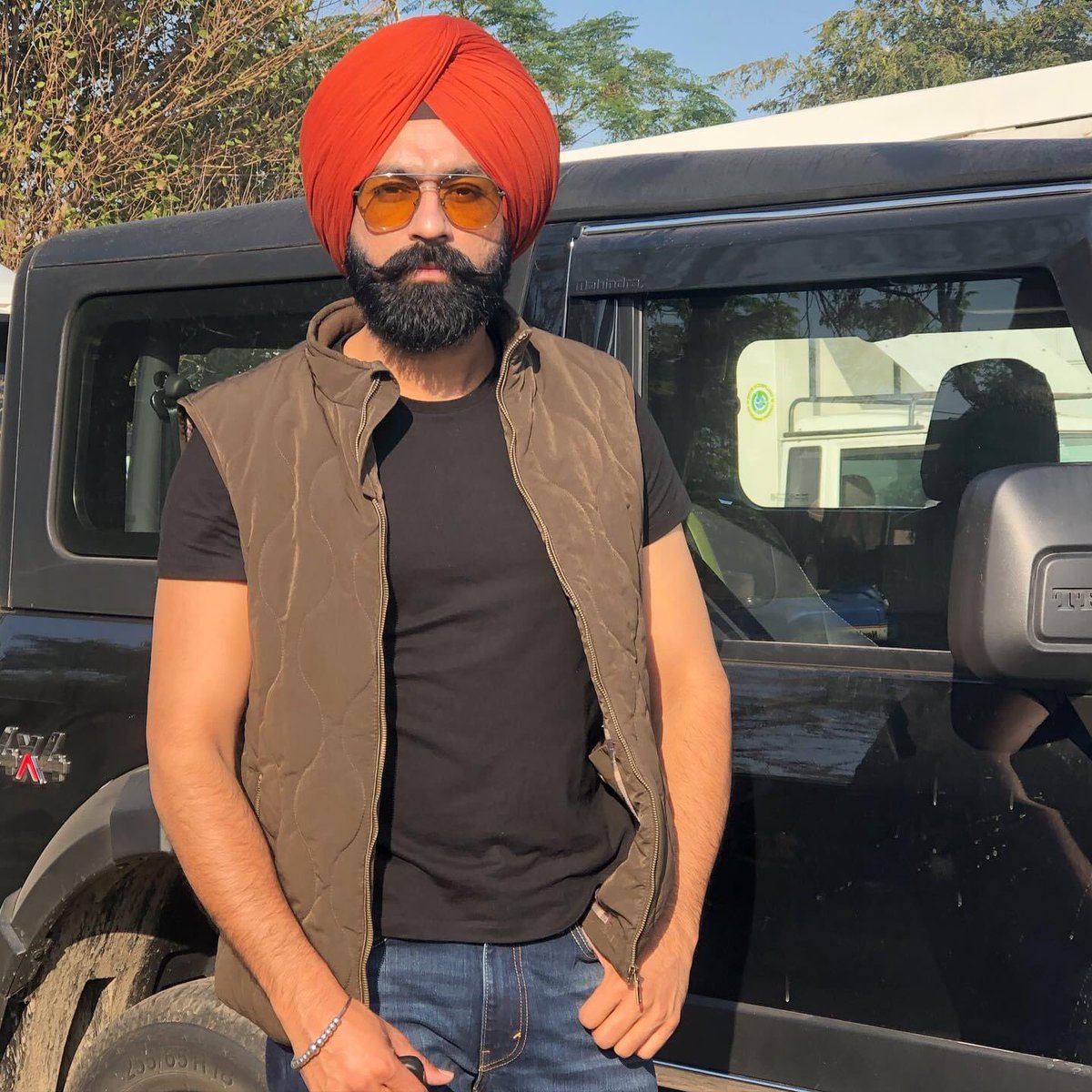khehra_xhood's tweet photo. Pakke V an Sache V an ,
Farebian kolo akke v an ,
Ankhan de naal dakke v an ,
Ishq ch thode kache v an ..

#tarsemjassar #turbanator #mypride #sangdisangdi #kajla #yaarmere #look #musclecaran #vehlijanta #keepsupporting #wmk https://t.co/ytn0BRSn9w