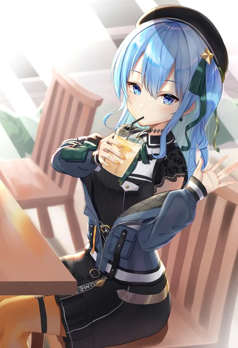 カフェで待ち合わせすいちゃん☄️
#ほしまちぎゃらりー 